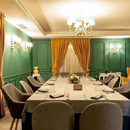 Boutique Petrus *